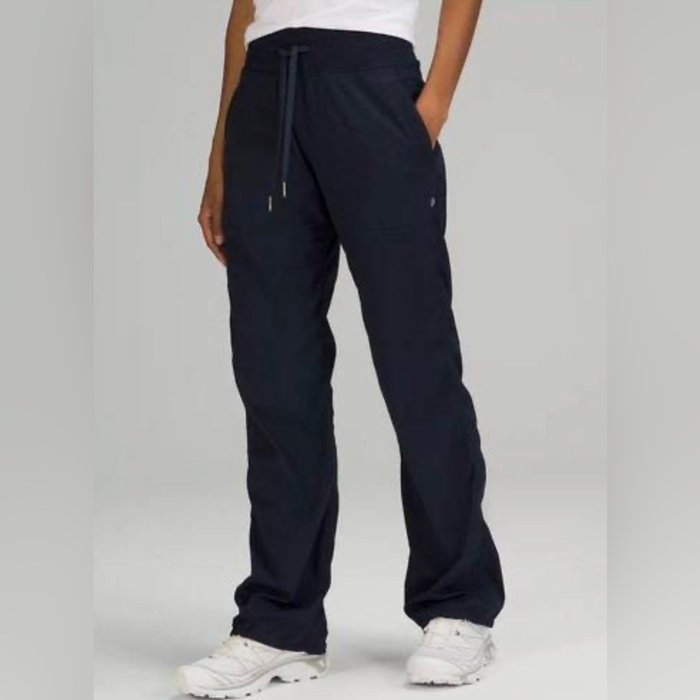 Lululemon studio dance pant - size 6